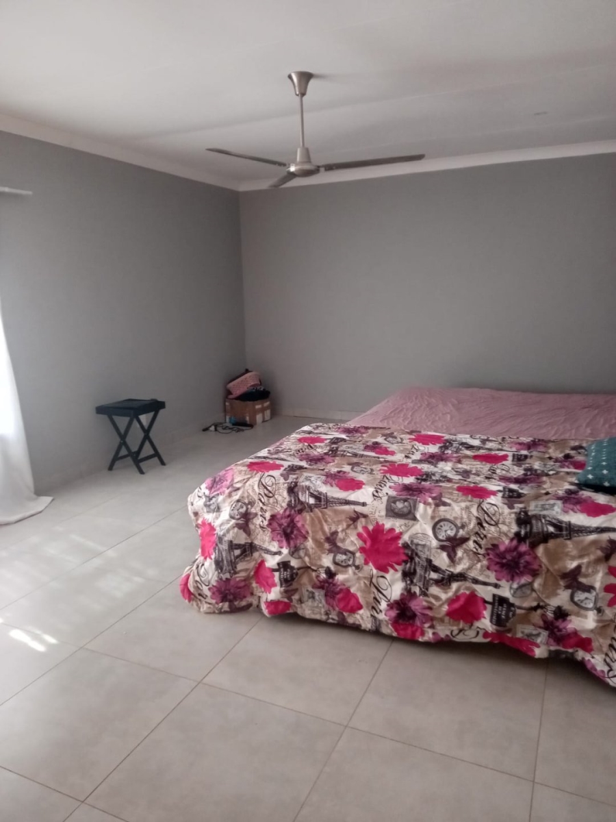 4 Bedroom Property for Sale in Flamwood North West